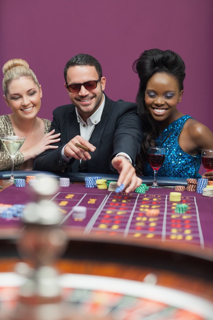 Live casino dealer table view